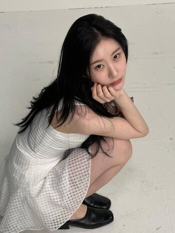 Full leaked Chaeryeong page private onlyfans photo