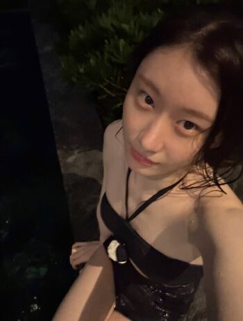 Full leaked Chaeryeong private onlyfans photo