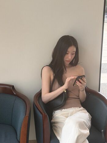 Full leaked Chaeryeong private onlyfans photo