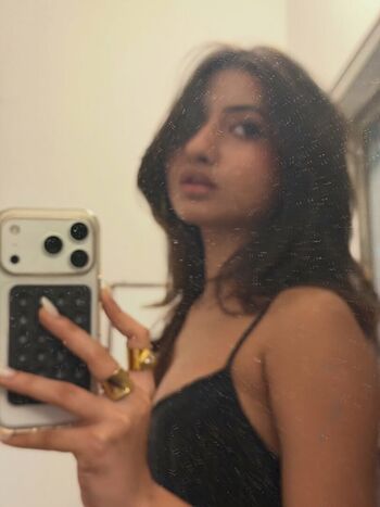 Full leaked Chandni solanki page private onlyfans photo