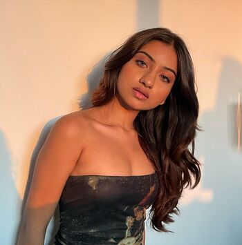 Full leaked Chandni solanki private onlyfans photo