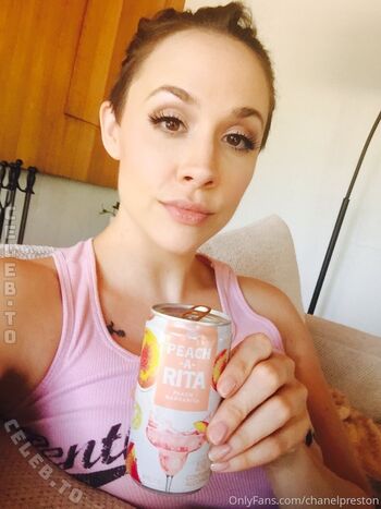 Full leaked Chanel preston  page private onlyfans photo