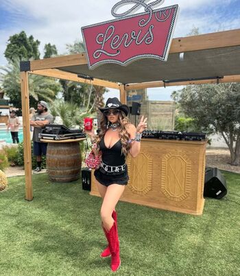 Chanel West Coast