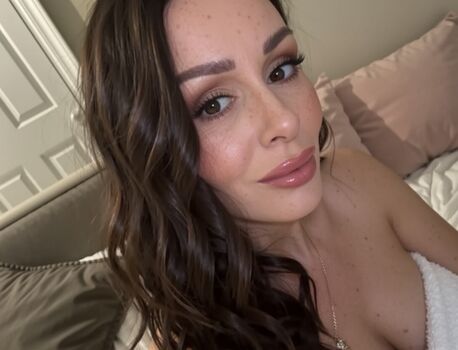 Full leaked Chanelle hayes page private onlyfans photo