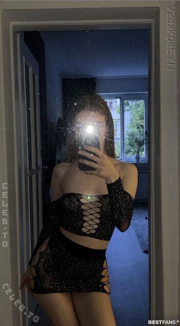 Full leaked Chanty of private onlyfans photo