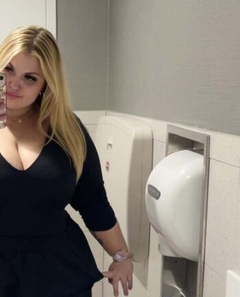 Full leaked Chaosbycallie private onlyfans photo