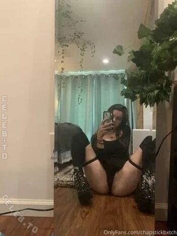 Full leaked Chapstickbxtch page private onlyfans photo