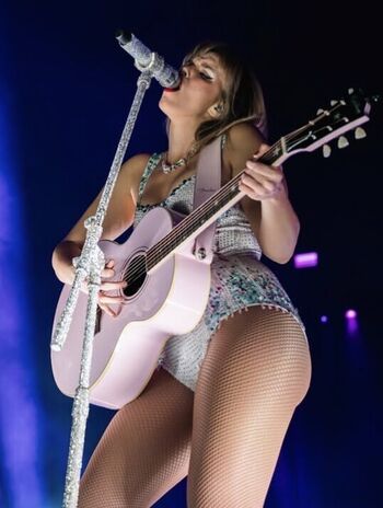 Full leaked Charity eden taylor swift impersonator page private onlyfans photo