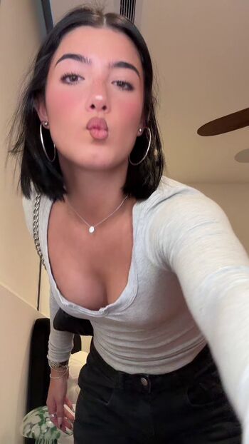 Full leaked Charli d amelio page private onlyfans photo