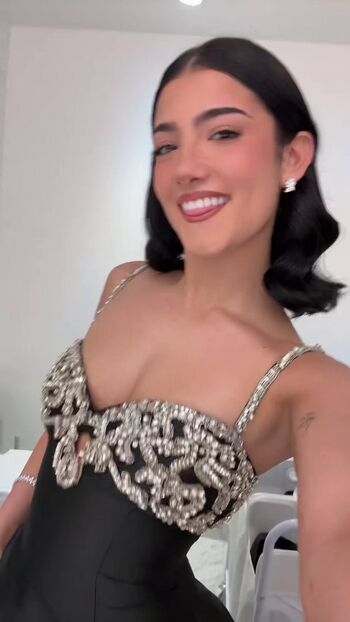 Full leaked Charli d amelio page private onlyfans photo