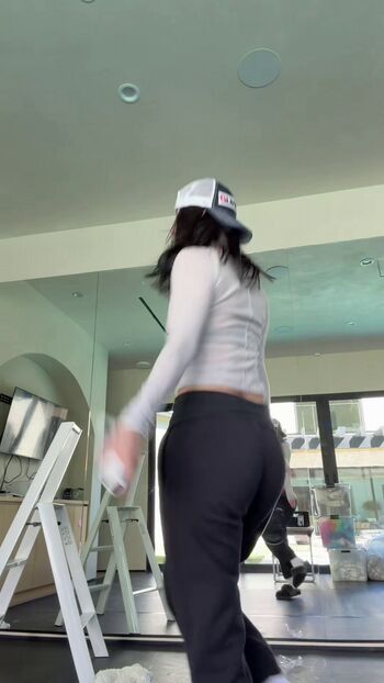 Full leaked Charli d amelio page private onlyfans photo