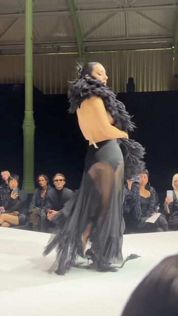 Full leaked Charli xcx private onlyfans photo