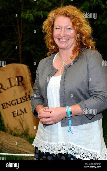 Full leaked Charlie dimmock private onlyfans photo