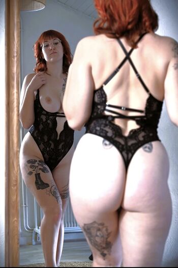 Full leaked Charlotte aux peches private onlyfans photo