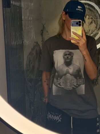 Full leaked Charlotte flair page private onlyfans photo