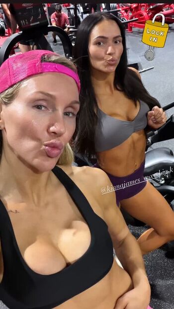 Full leaked Charlotte flair private onlyfans photo