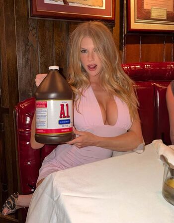 Charlotte McKinney