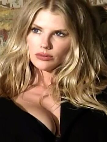 Full leaked Charlotte mckinney private onlyfans photo