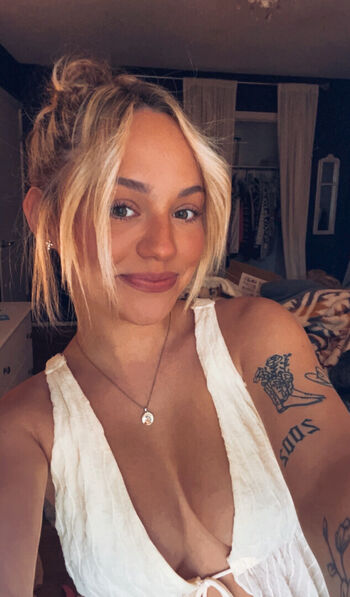 Full leaked Charlotte vendetti private onlyfans photo