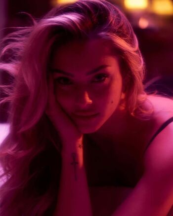 Full leaked Charly jordan  page private onlyfans photo