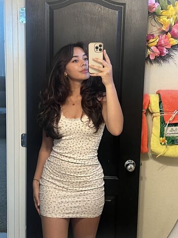 Full leaked Chellchee private onlyfans photo