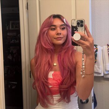 Full leaked Chellchee private onlyfans photo