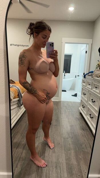 Full leaked Chelsea byrom private onlyfans photo