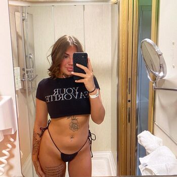 Full leaked Chelsea cross private onlyfans photo