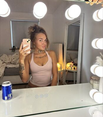 Full leaked Chelsea cross private onlyfans photo