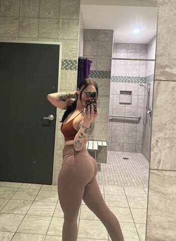 Full leaked Chelsswellss private onlyfans photo