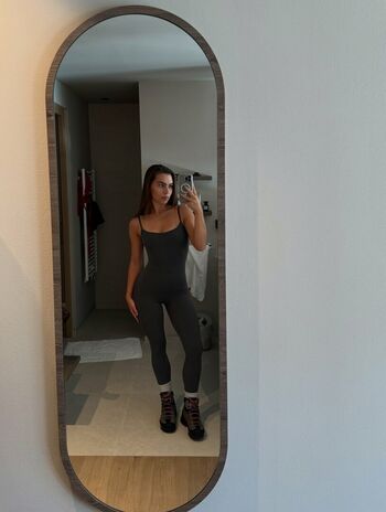 Full leaked Cheripisces private onlyfans photo