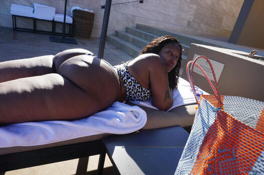 Full leaked Cherokee d ass cherokeedass private onlyfans photo