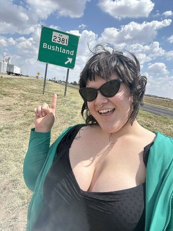 Full leaked Cherry velora private onlyfans photo