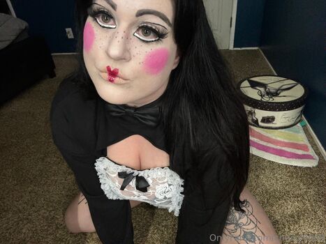 Full leaked Cherry private onlyfans photo