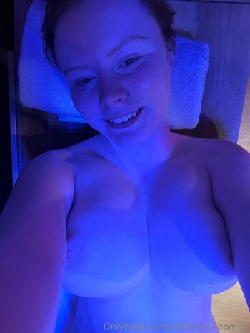 Full leaked Cherrylovebombb private onlyfans photo