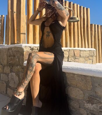 Full leaked Cherryrebell page private onlyfans photo