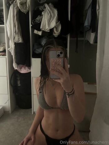 Full leaked Cherryvamprx private onlyfans photo