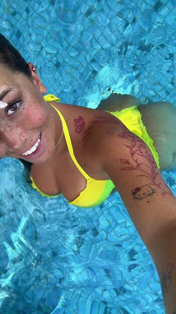 Full leaked Chiaaarita private onlyfans photo