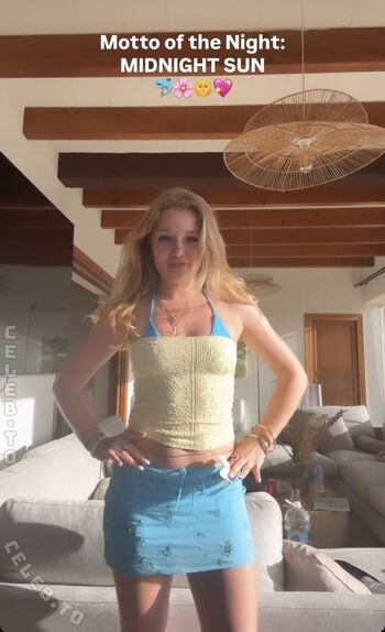 Full leaked Chiara tews page private onlyfans photo