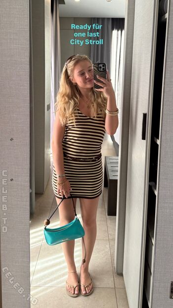 Full leaked Chiara tews page private onlyfans photo