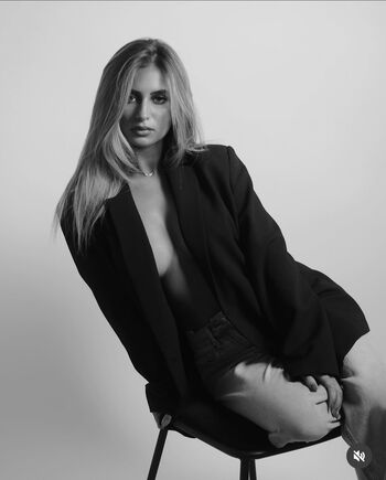 Full leaked Chiarabess private onlyfans photo