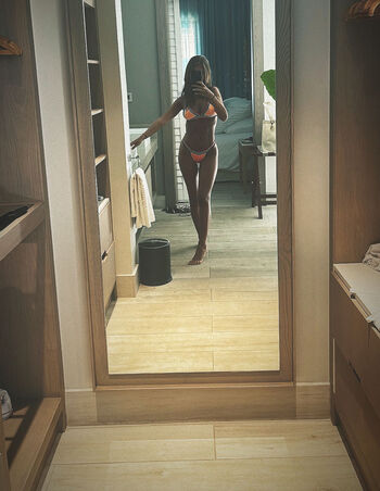 Full leaked Chiarabesss private onlyfans photo