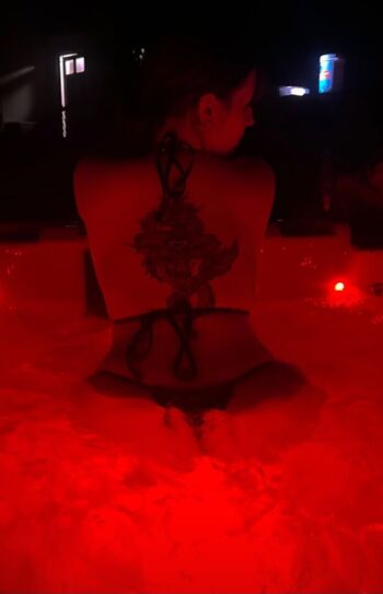 Full leaked Chiaraxx private onlyfans photo