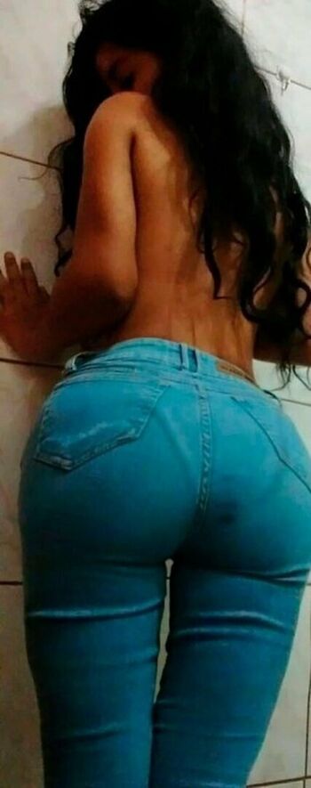Full leaked Chiphilary private onlyfans photo