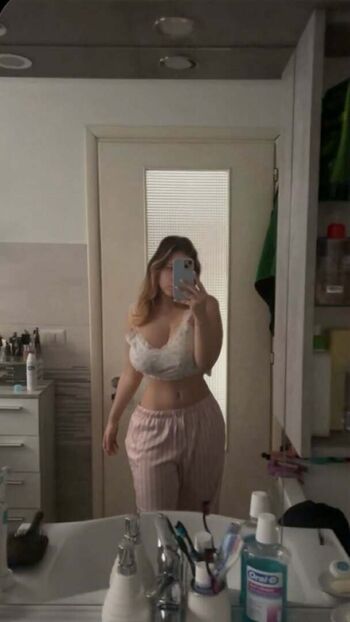 Full leaked Chiri francesca private onlyfans photo