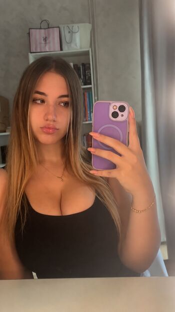 Full leaked Chiri francesca private onlyfans photo