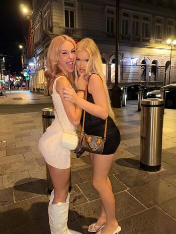 Full leaked Chlo may private onlyfans photo