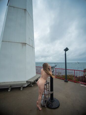 Full leaked Chlobodyyyvip private onlyfans photo