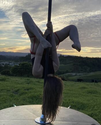 Full leaked Chlobunz private onlyfans photo