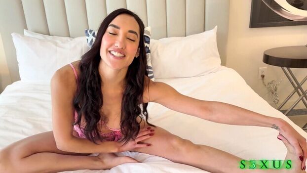 Full leaked Chloe amour page private onlyfans photo